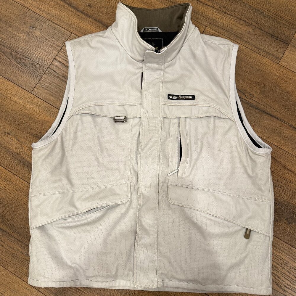 Goldwin Technology Sport Technical Vest - Japanese Premium Outdoor Brand - Cream